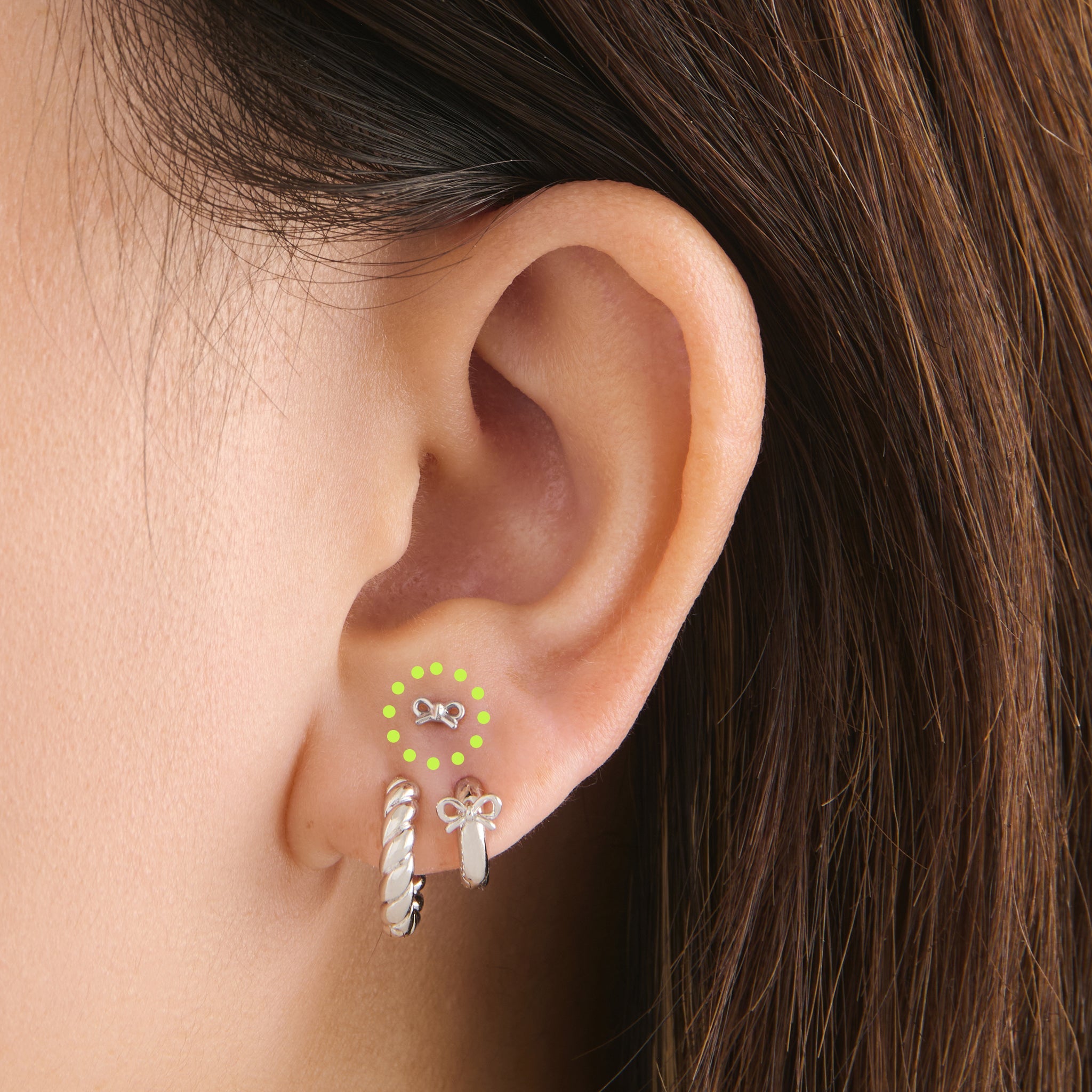 Bow Flatback Stud