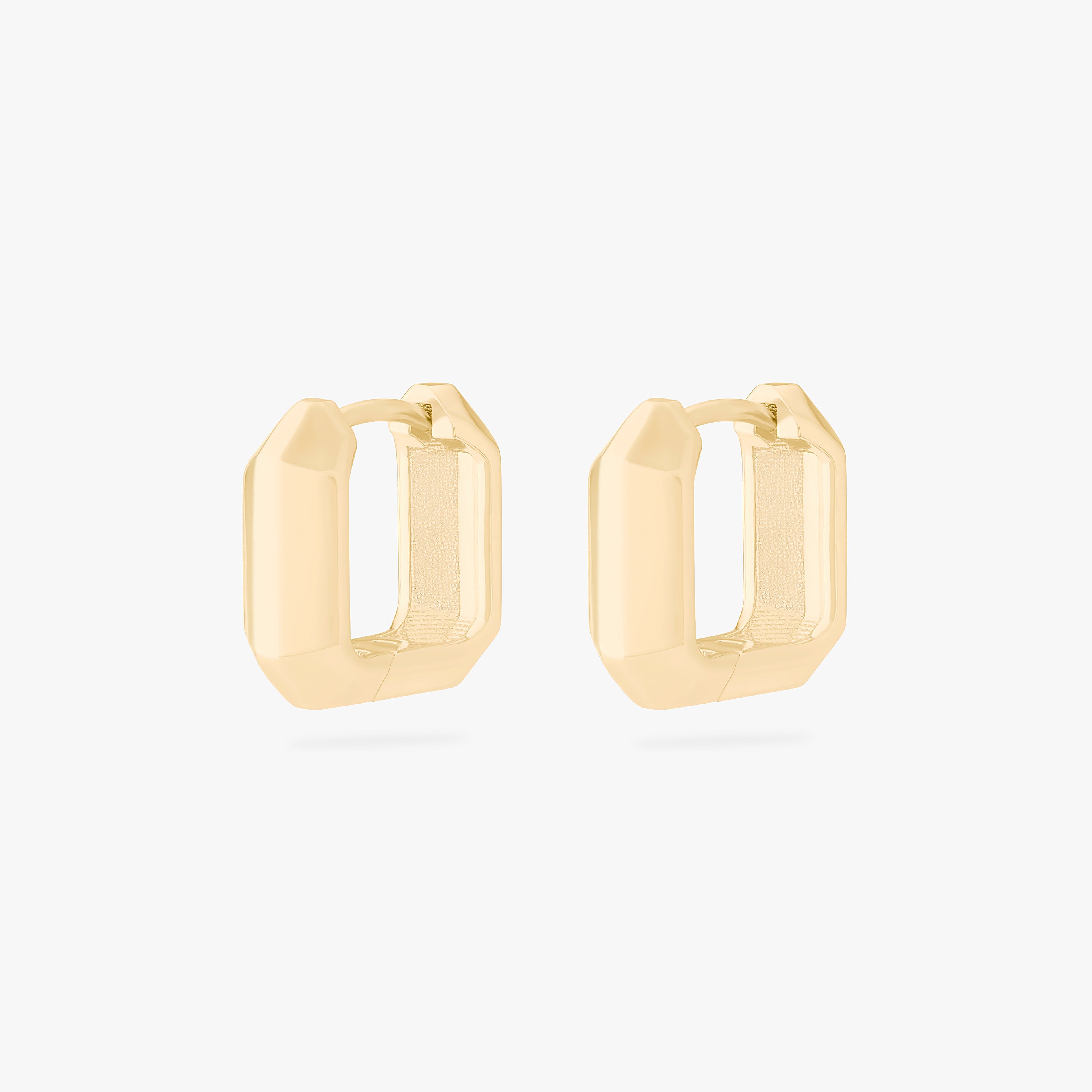 Geometric Huggie